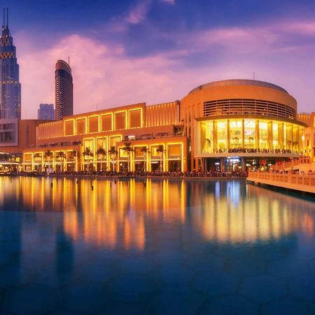 Scenic 2 Bedroom Apartment - Downtown Business Bay Dubai Buitenkant foto